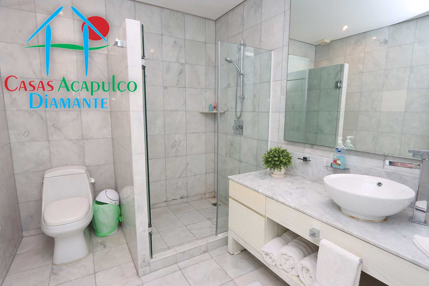 Ocean Front 803 - Recámara uno 4